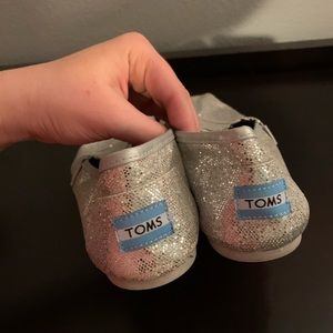 Silver toms flats